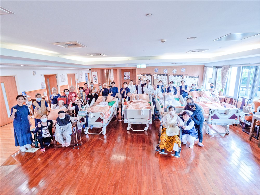 台北慈院 溫馨互動暖心蓮 按摩穴位報親恩《人醫心傳》258期