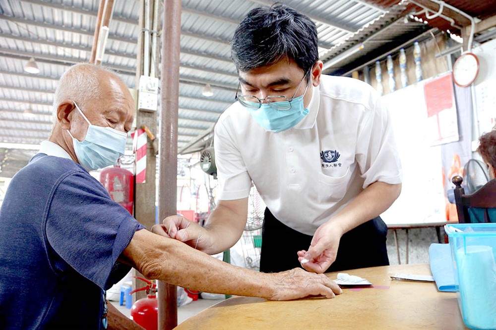 【馬來西亞 馬六甲】走入環保站 中醫師照顧志工健康《人醫心傳》260期